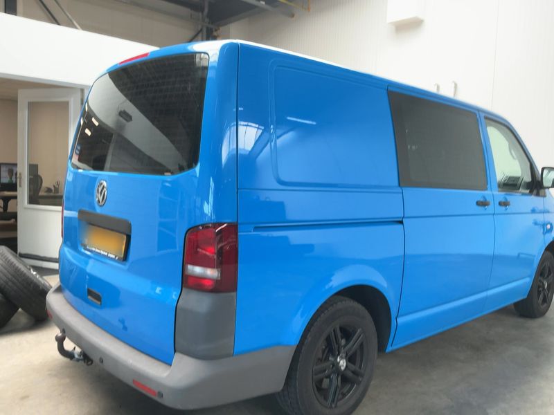 Volkswagen T5 Transporter 2.0 TDI Kasten — zdjęcie 6