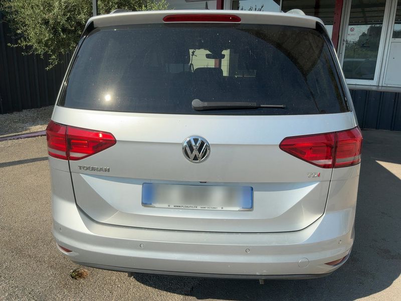 Volkswagen Touran 1.6 TDI Comfortline BlueMotion Tech — zdjęcie 5