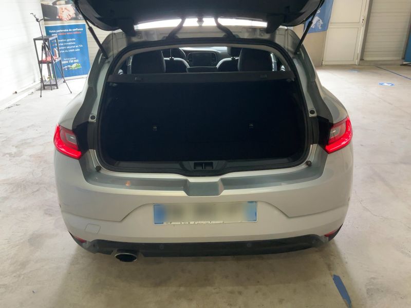 Renault Megane 1.2 TCe Energy Intens — zdjęcie 10