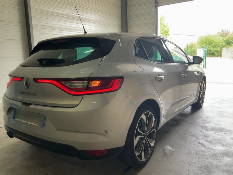 Renault Megane 1.2 TCe Energy Intens — zdjęcie 6
