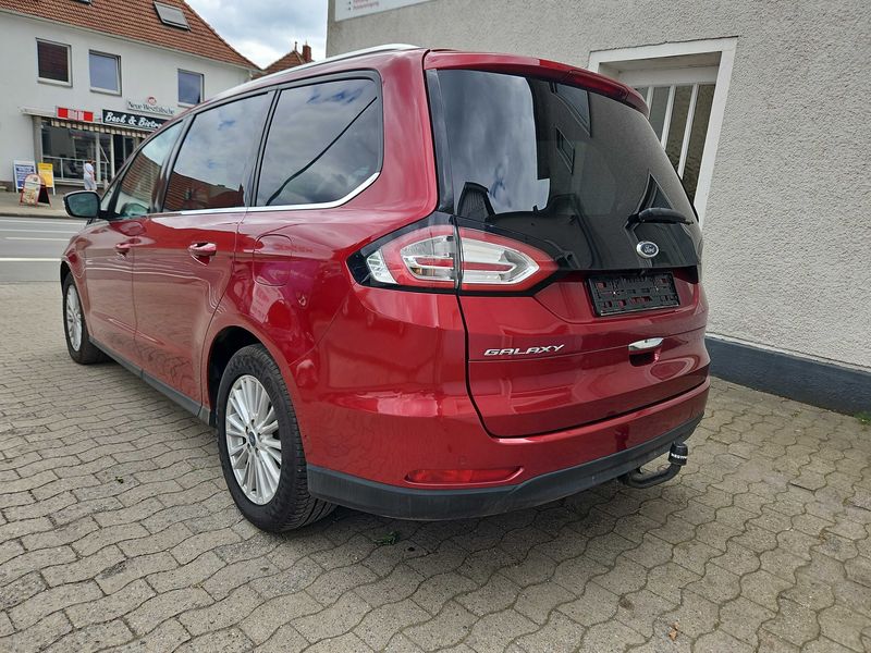Ford Galaxy 2.0 TDCi EcoBlue Titanium — zdjęcie 3