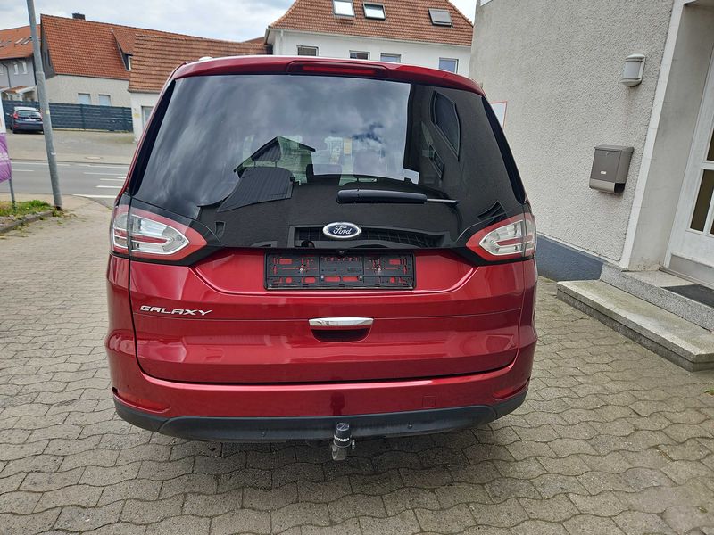 Ford Galaxy 2.0 TDCi EcoBlue Titanium — zdjęcie 4