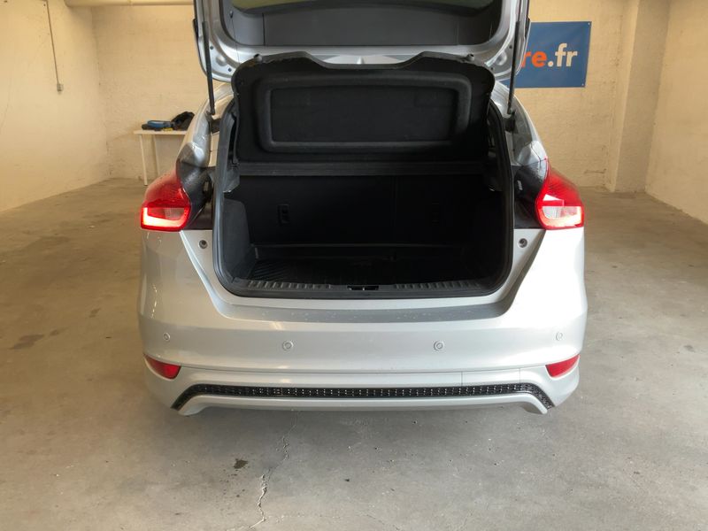Ford Focus 1.0 EcoBoost ST-Line 2018 – снимка 15