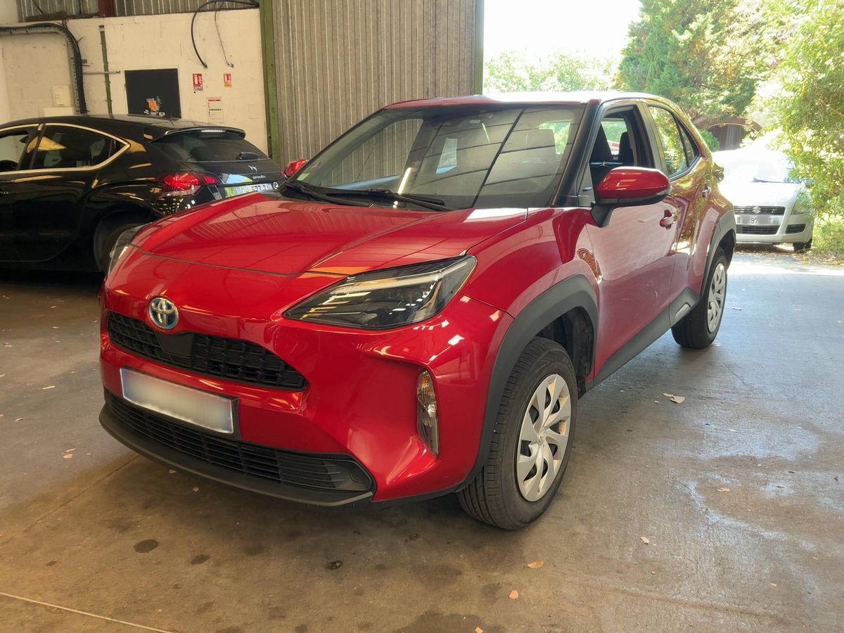Toyota Yaris 2023 — photo 1