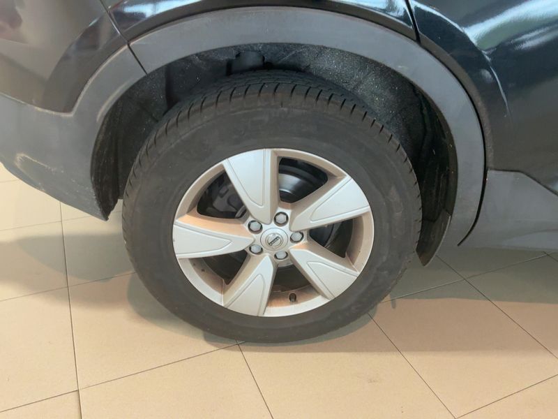 Volvo XC40 1.5 T3 Momentum Core 2WD 2020 – снимка 9
