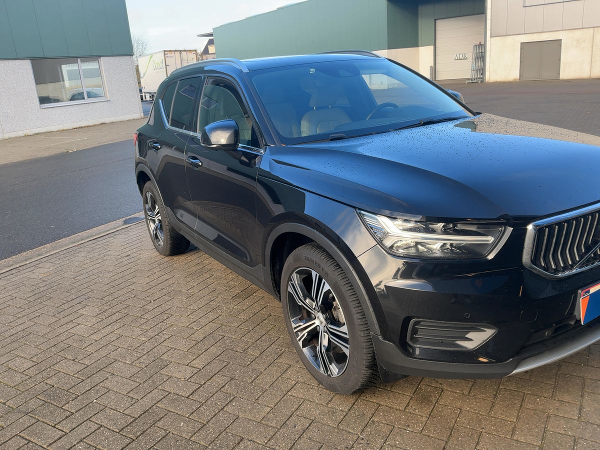 Volvo XC40 2021 — photo 13