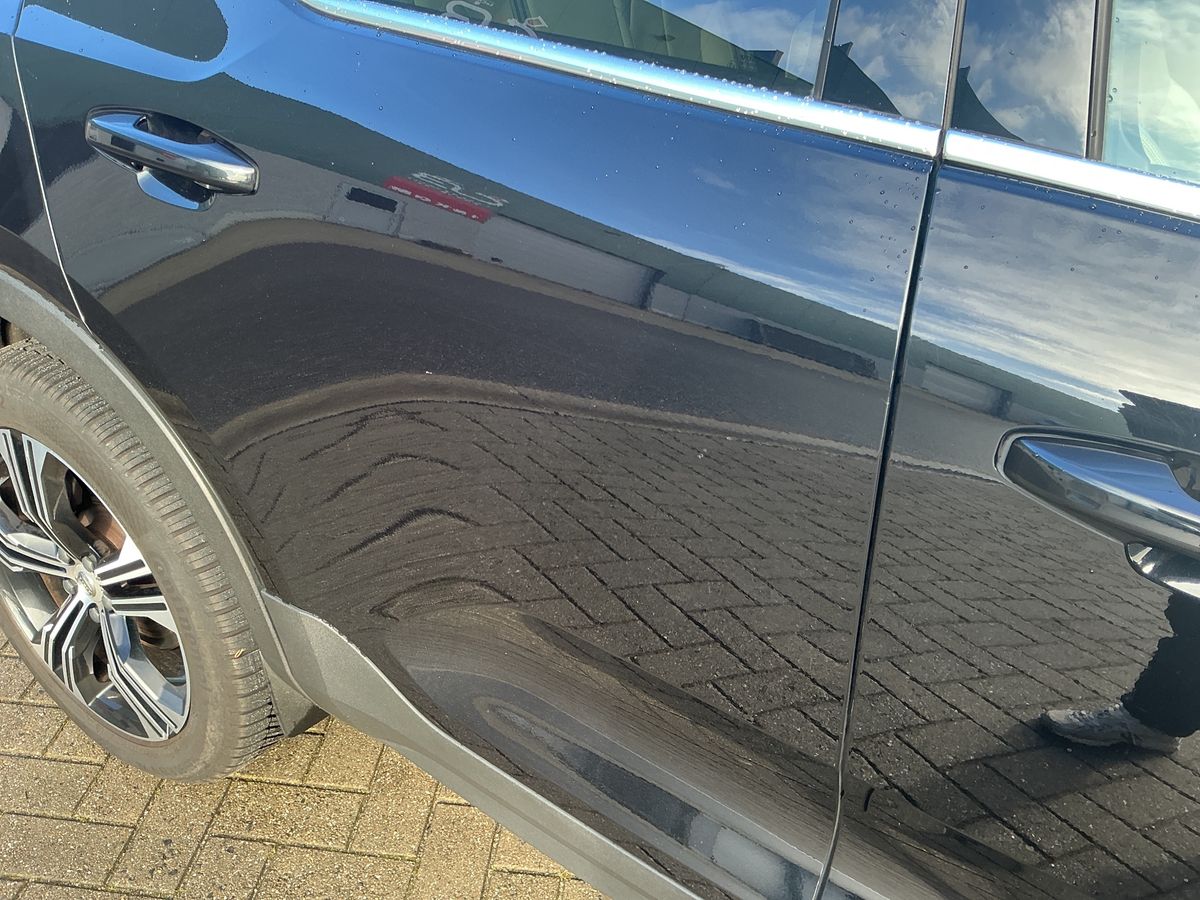 Volvo XC40 2021 — photo 28