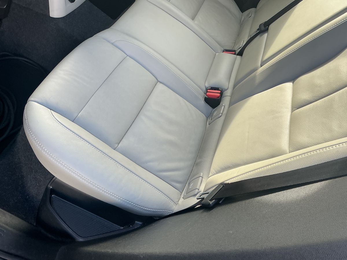 Volvo XC40 2021 — photo 37