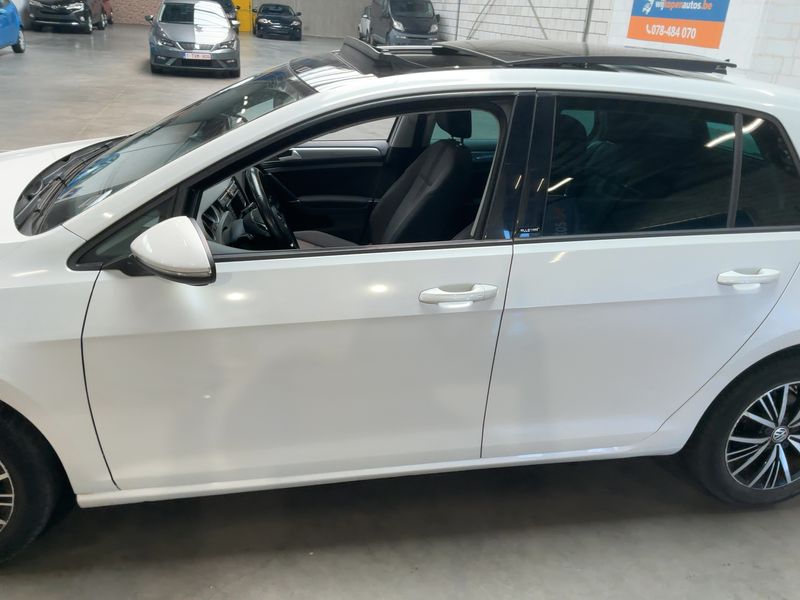 Volkswagen Golf VII 1.6 TDI Allstar BlueMotion Tech — zdjęcie 4