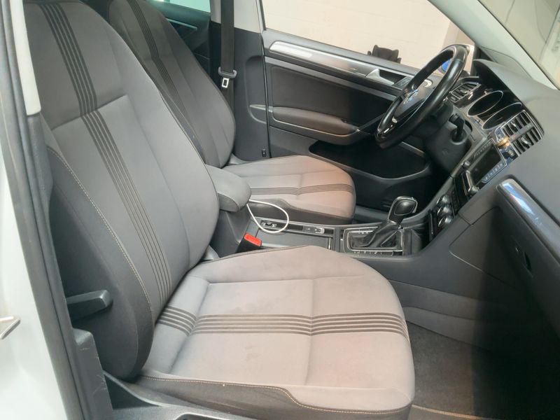 Volkswagen Golf VII 1.6 TDI Allstar BlueMotion Tech — zdjęcie 11