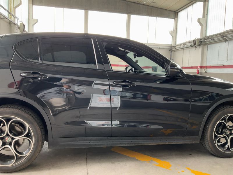 Alfa Romeo Stelvio 2.2 JTDM Lusso Q4 — zdjęcie 7