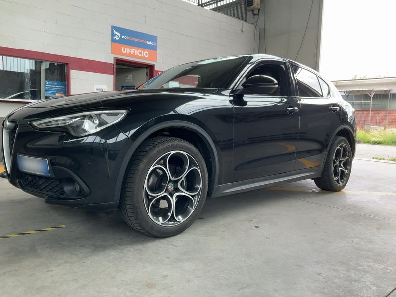 Alfa Romeo Stelvio 2.2 JTDM Lusso Q4 — zdjęcie 2