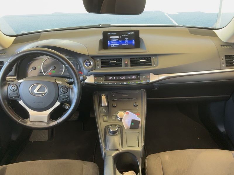 Lexus CT-Serie CT 200h Pack — zdjęcie 12