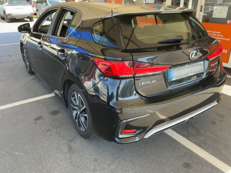 Lexus CT-Serie CT 200h Pack — zdjęcie 3