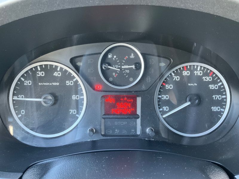 Citroen Berlingo 1.2 e-THP 20 Aniversario Edition 2017 – снимка 18