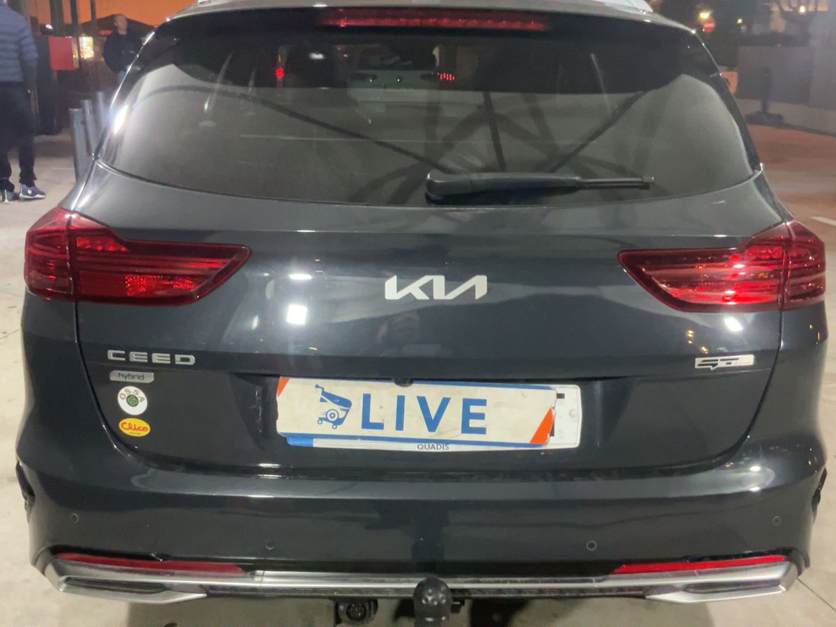 Kia cee'd 2023 — photo 8