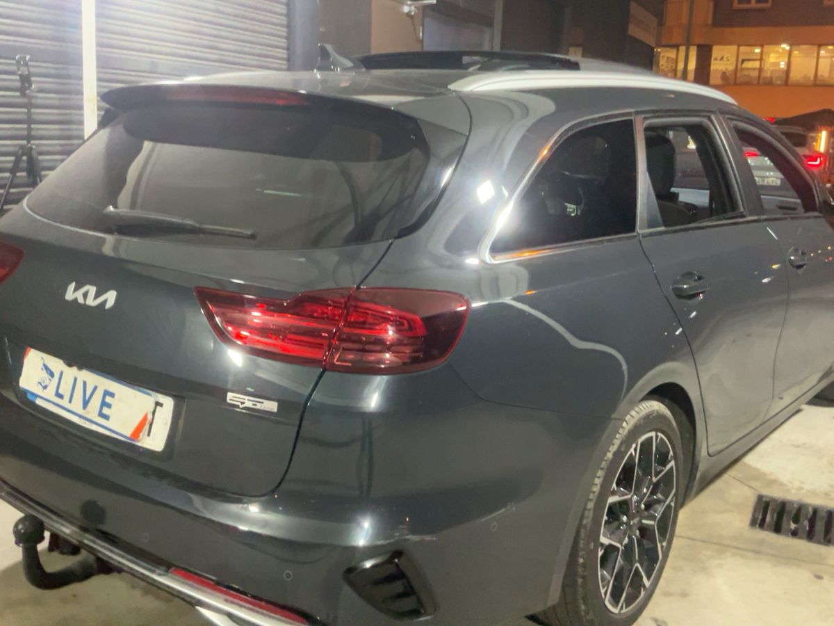 Kia cee'd 2023 — photo 9