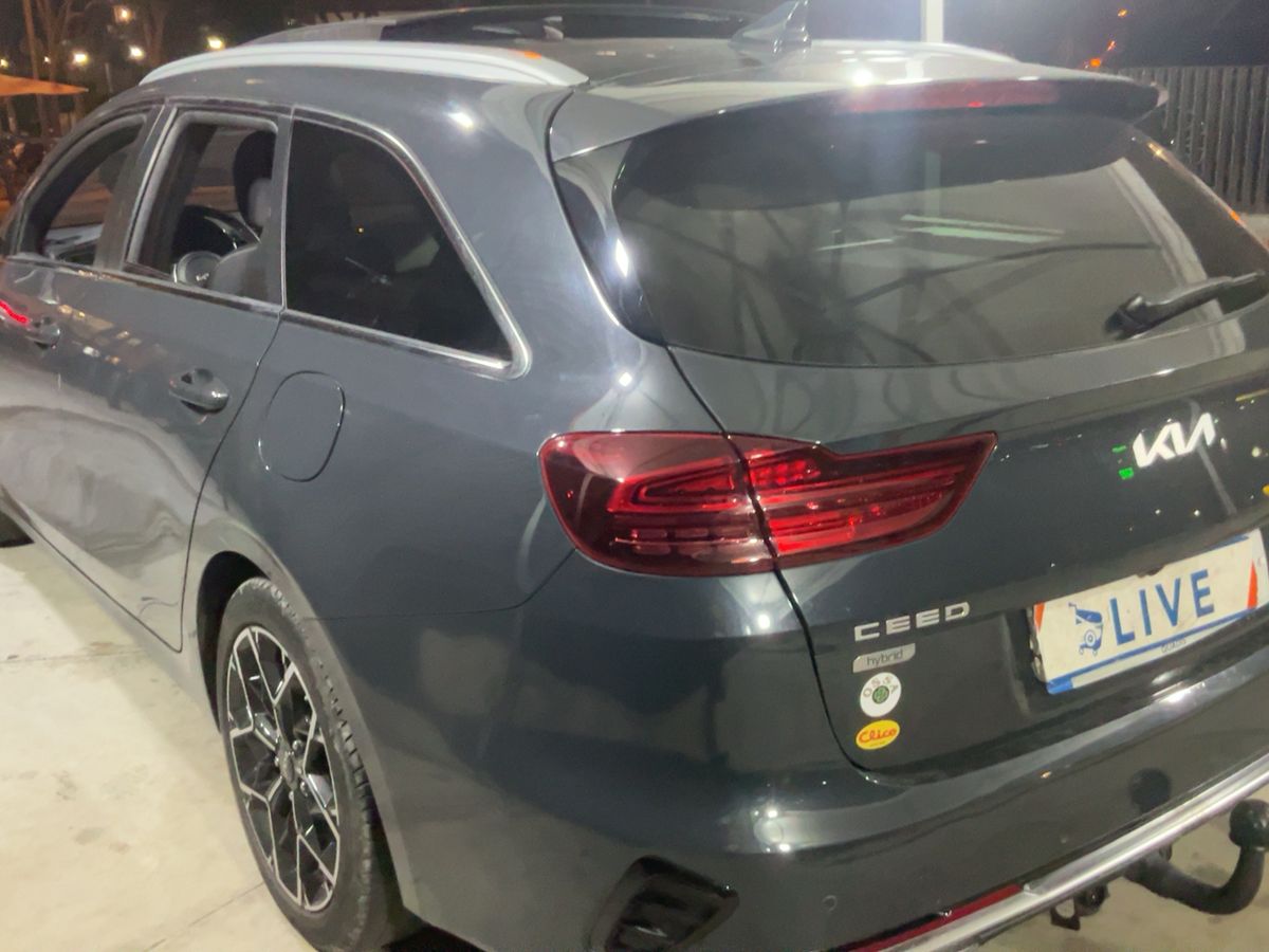 Kia cee'd 2023 — photo 7