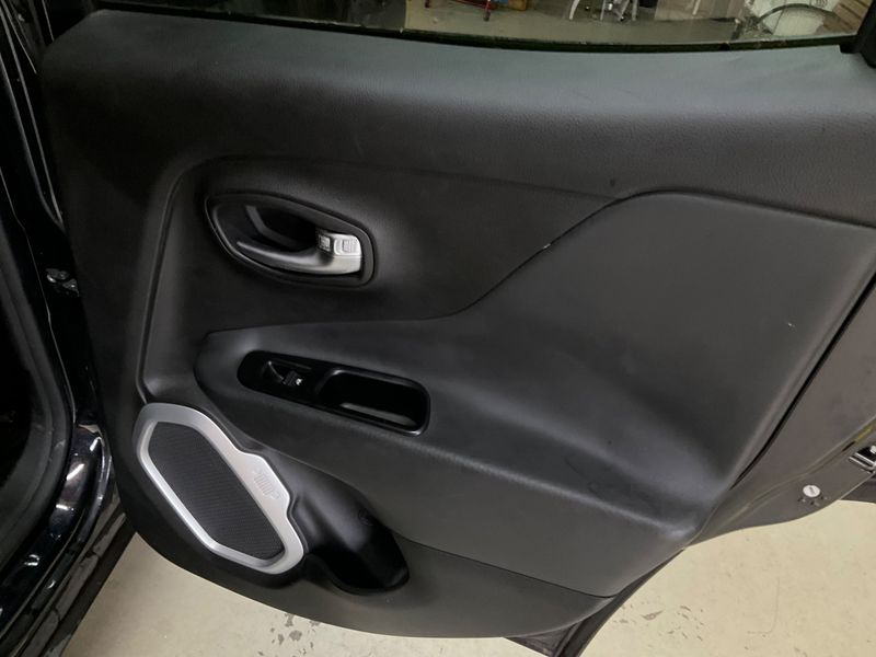 Jeep Renegade 1.4 M-Air Limited FWD 2014 – снимка 32