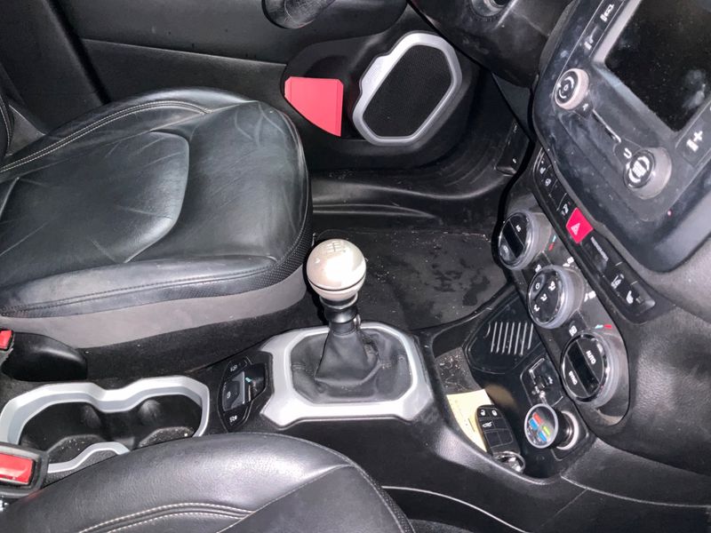 Jeep Renegade 1.4 M-Air Limited FWD 2014 – снимка 35