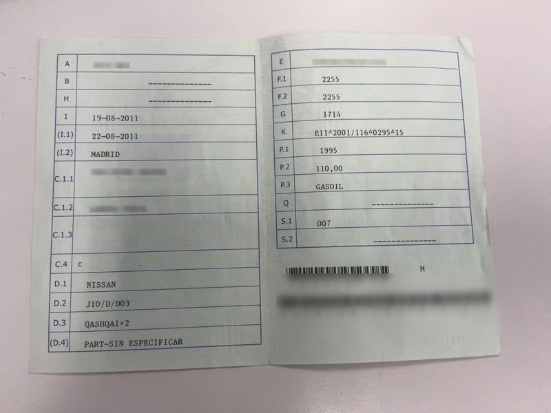 Nissan Qashqai+2 2.0 dCi Acenta — zdjęcie 15