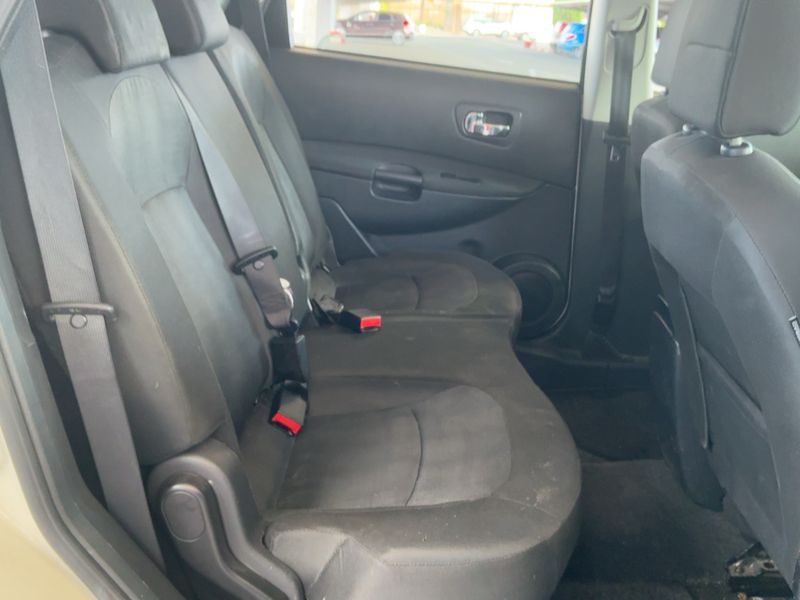 Nissan Qashqai+2 2.0 dCi Acenta — zdjęcie 14