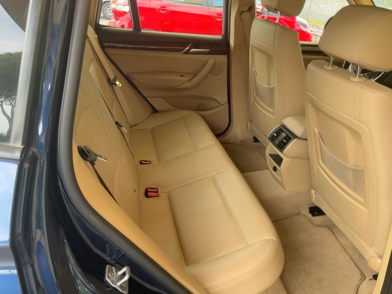 BMW X3 xDrive 20d — zdjęcie 14