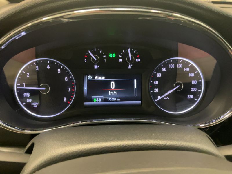 Opel Mokka X 1.4 Turbo Elite Start/Stop 4x4 — zdjęcie 13