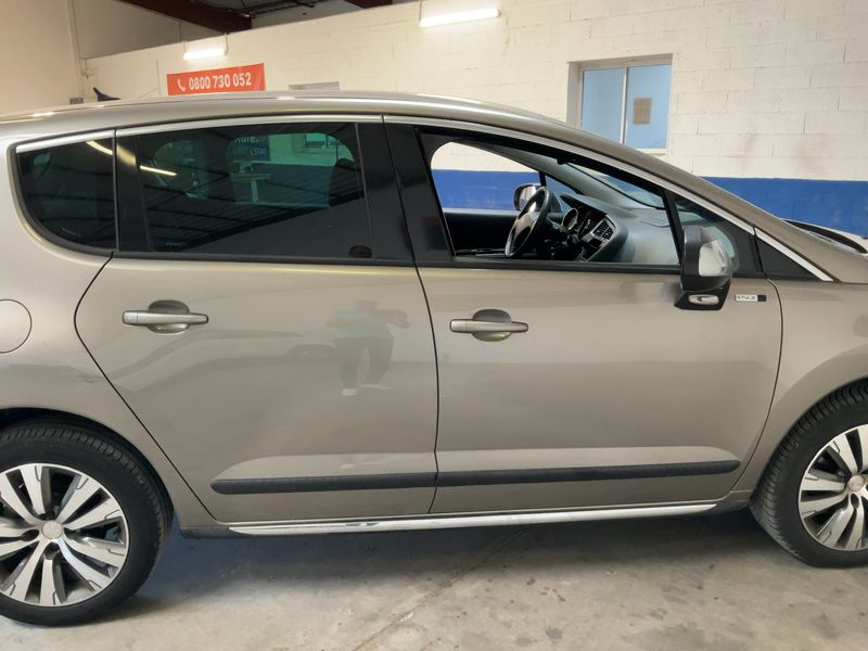 Peugeot 3008 1.6 Blue-HDi Style 2015 – снимка 10