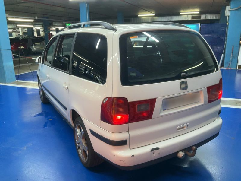 Seat Alhambra 2.0 TDI Sport Plus 2009 – снимка 6