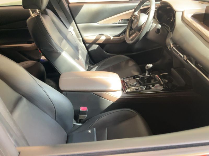 Mazda CX-30 2.0 Skyactiv-G Mild-Hybrid Selection AWD — zdjęcie 11