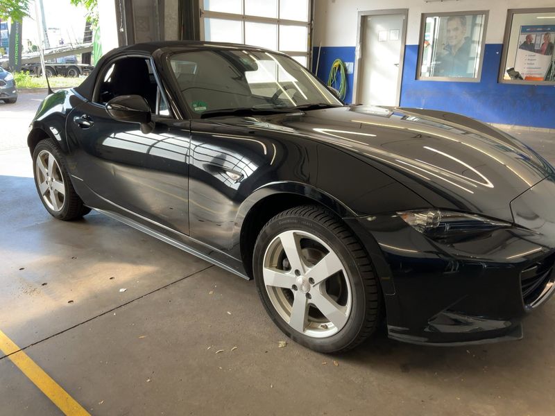 Mazda MX-5 1.5 Prime-Line — zdjęcie 8