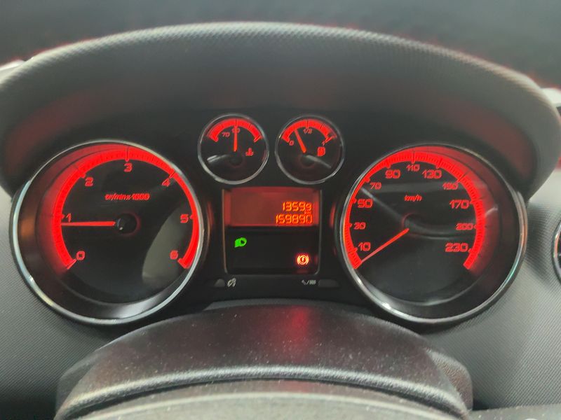 Peugeot 308 1.6 HDi Sportium 2011 – снимка 18