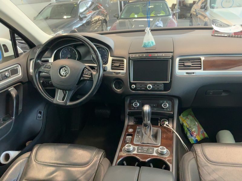 Volkswagen Touareg 3.0 V6 TDI Terrain Tech BlueMotion Tech — zdjęcie 12