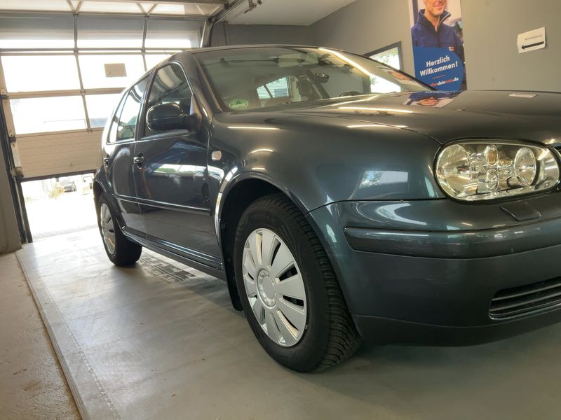 Volkswagen Golf IV 1.6 Pacific — zdjęcie 8