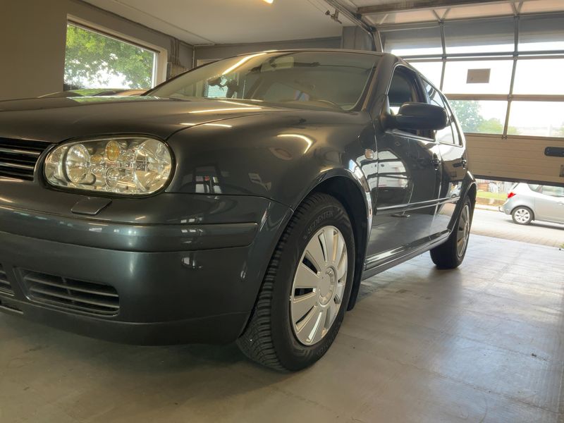 Volkswagen Golf IV 1.6 Pacific — zdjęcie 2