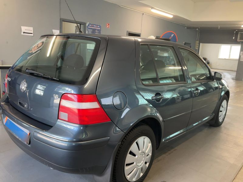 Volkswagen Golf IV 1.6 Pacific — zdjęcie 6