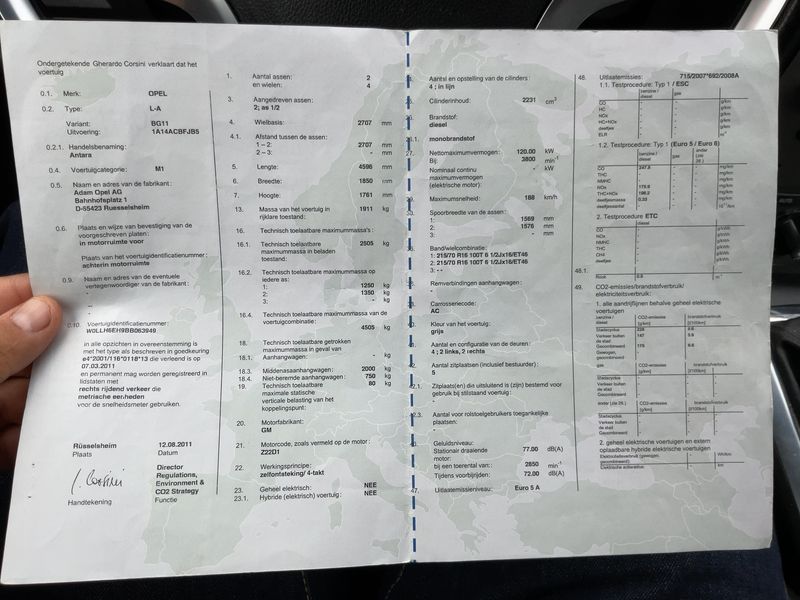 Opel Antara 2.2 CDTI Design Edition 4x4 — zdjęcie 16