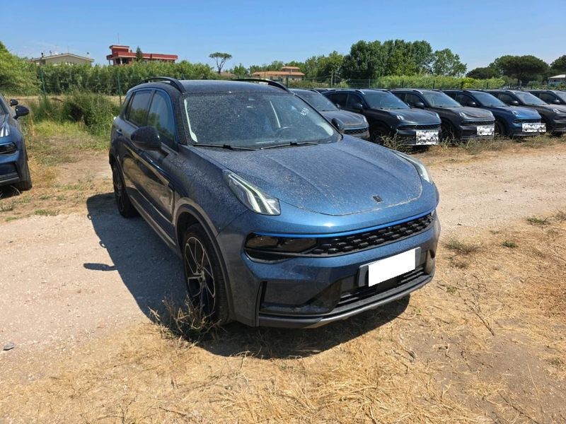 Lynk & Co 01 1.5 Plug-in Hybrid — zdjęcie 8
