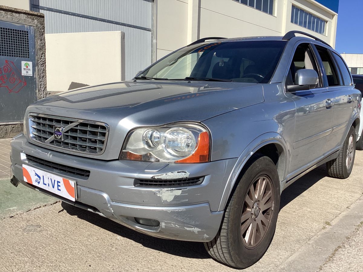 Volvo XC90 2.4 D5 Momentum