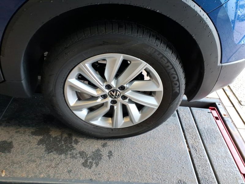 Volkswagen T-Cross 1.0 TSI Life — zdjęcie 25