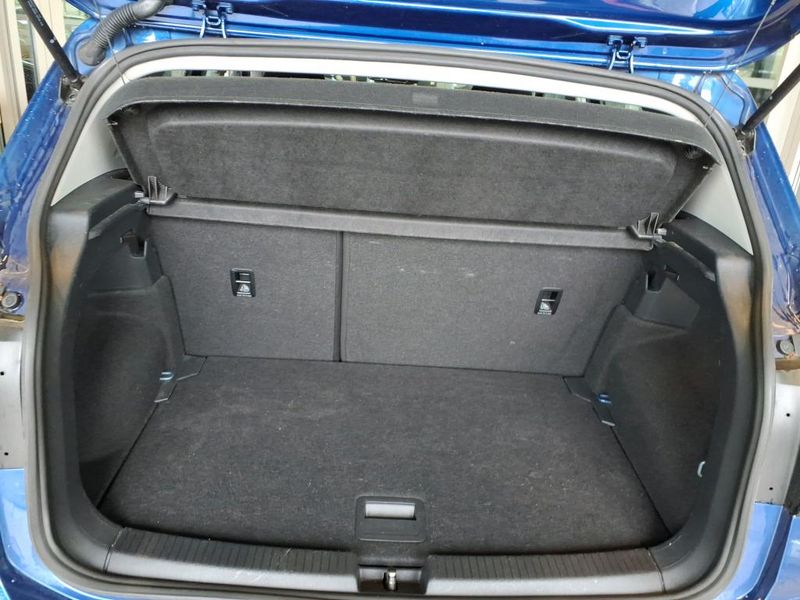 Volkswagen T-Cross 1.0 TSI Life — zdjęcie 18
