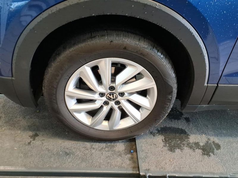 Volkswagen T-Cross 1.0 TSI Life — zdjęcie 23