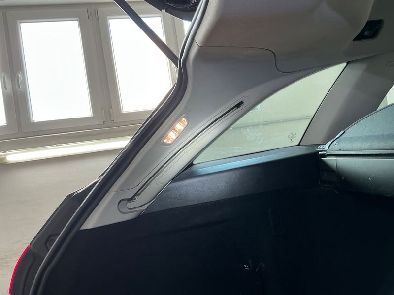 Mercedes-Benz C-Klasse C 220 d T BlueTEC Avantgarde 2015 – снимка 26
