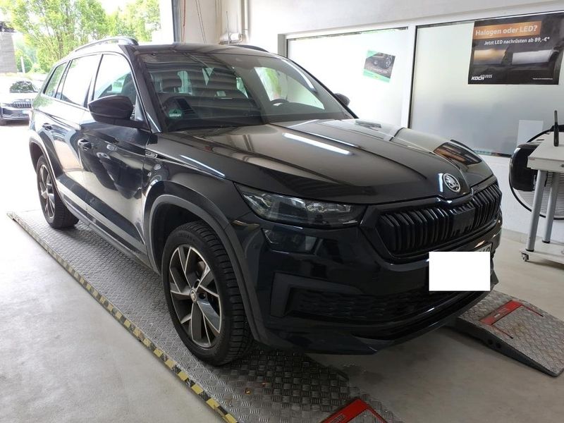 Skoda Kodiaq 2.0 TDI Sportline 4x4 — zdjęcie 6