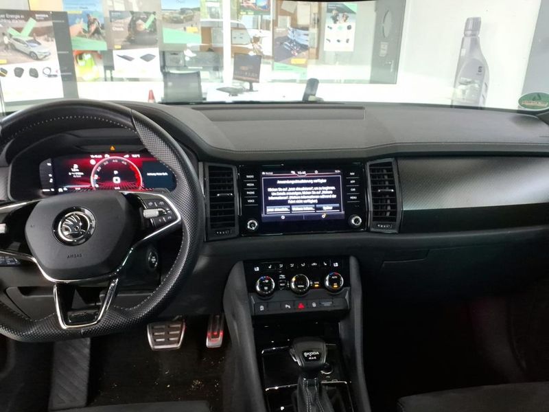 Skoda Kodiaq 2.0 TDI Sportline 4x4 — zdjęcie 10