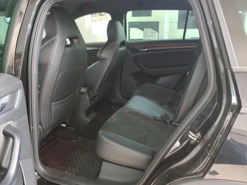 Skoda Kodiaq 2.0 TDI Sportline 4x4 — zdjęcie 12