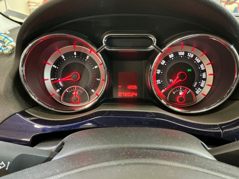 Opel Adam 1.4 Jam — zdjęcie 13