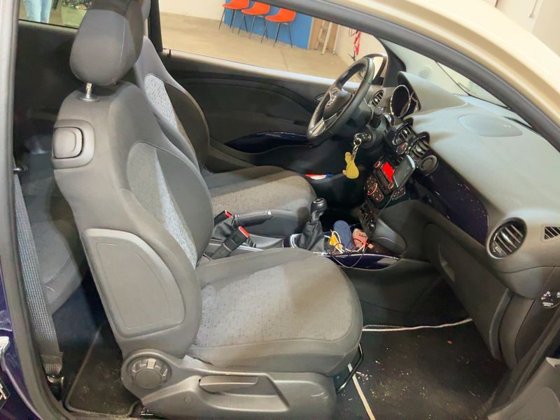 Opel Adam 1.4 Jam — zdjęcie 11