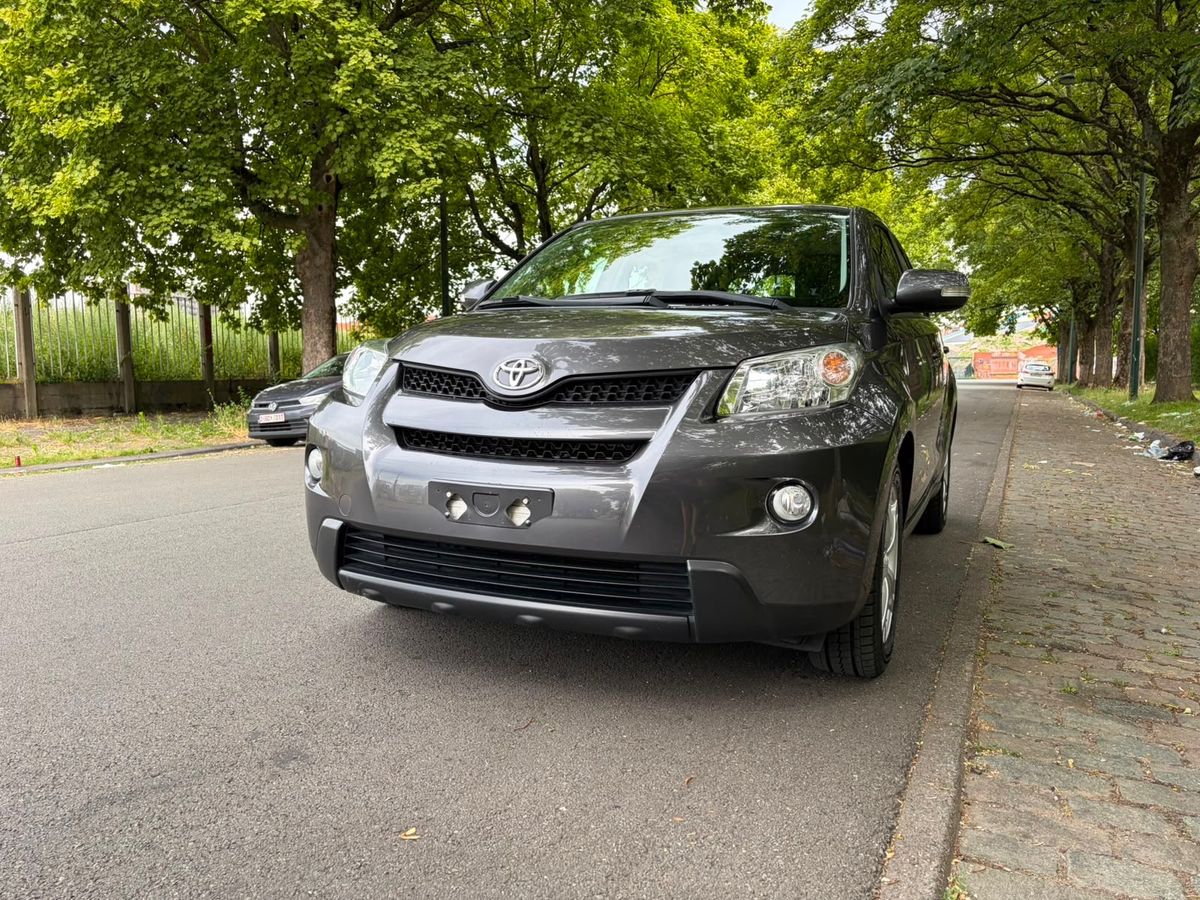 Toyota Urban d'occasion